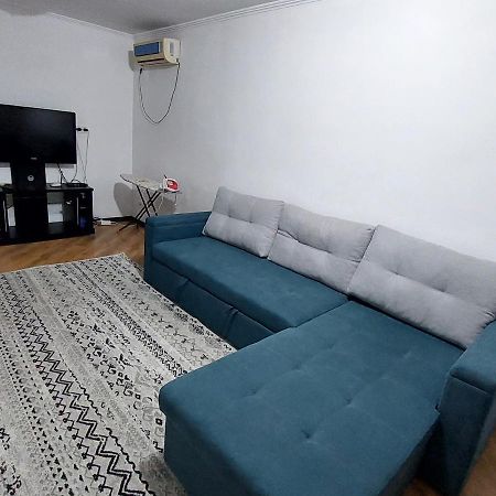 Apartment On Toktogula Bishkek Exterior photo